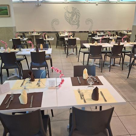Hotel Concordia Palace Rimini Bagian luar foto